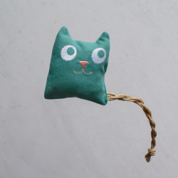 Jouet brodé chat - TURQUOISE